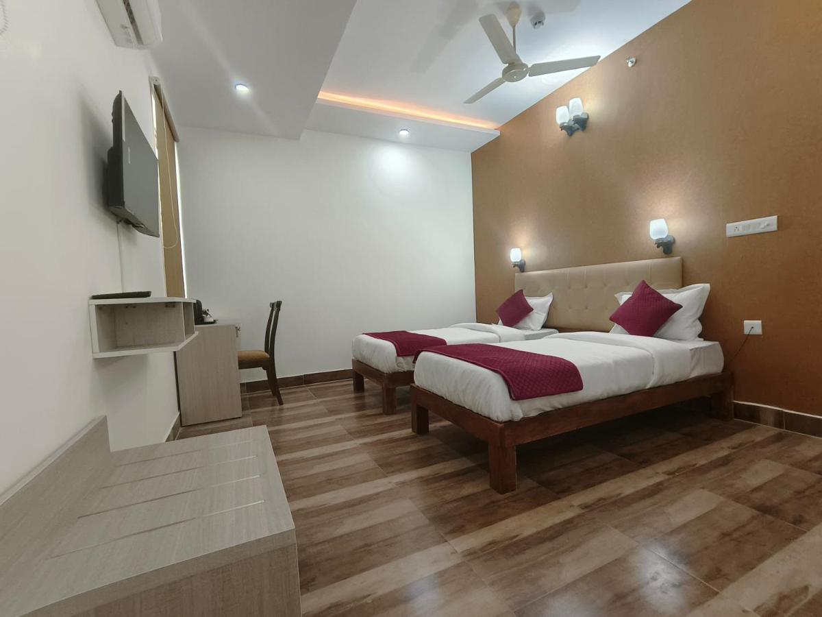Pink Vista Hotel Jaipur Buitenkant foto